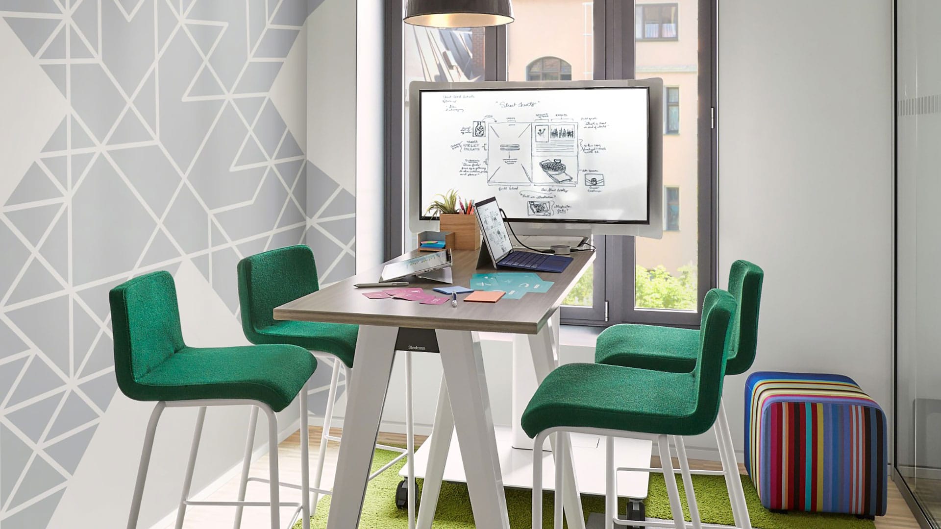 mobilier-techno-mediascape-atrium-2