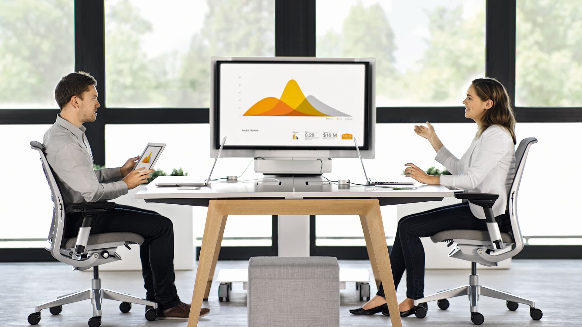 table-bureau-bfree-atrium-3
