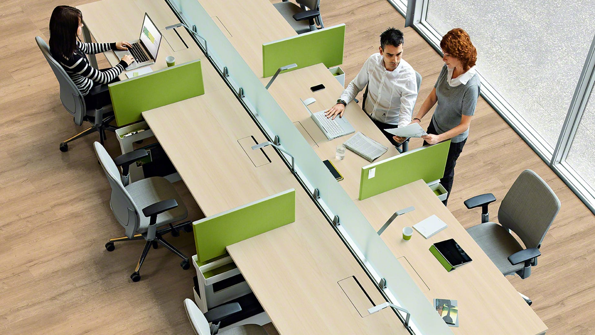 table-bureau-frameone-bench-atrium-2